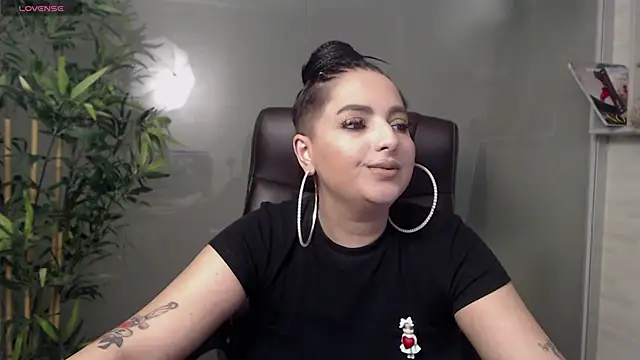 BustyAllyy online show from March 2025 08:20:02 PM