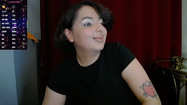 BustyAllyy online show from November 2025 09:48:01 PM