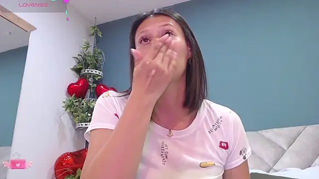 SharisWillian online show from March 2025 04:10:01 AM