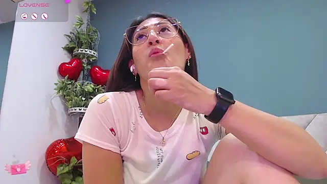 SharisWillian online show from March 2025 07:15:01 AM