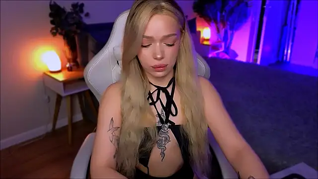 Lily Yin online show from April 2026 06:10:02 AM