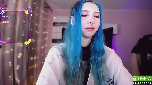 JustMeowGirl online show from November 2025 04:45:02 AM