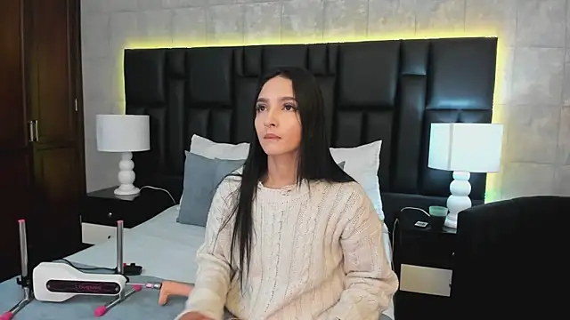 MiaSweeths online show from February 2025 11:43:01 AM