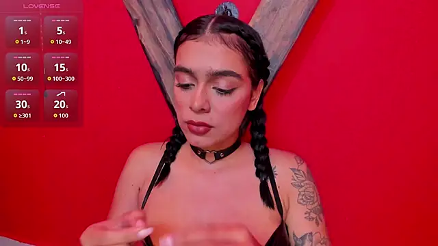 Snapshot of Foxy_Assh_ chatting on May 2026 04:40:01 AM Foxy Assh online show from May 2026 04:40:01 AM