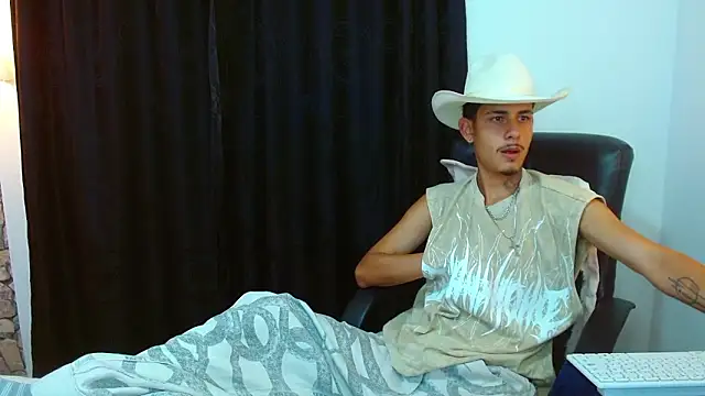 Bastiaan 28 online show from March 2026 03:00:02 AM