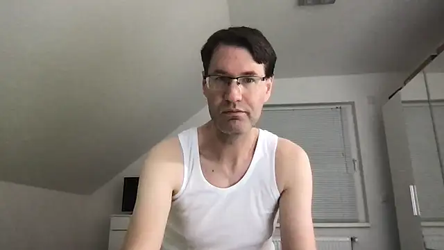 zxzx cam1 online show from March 2025 04:22:02 PM