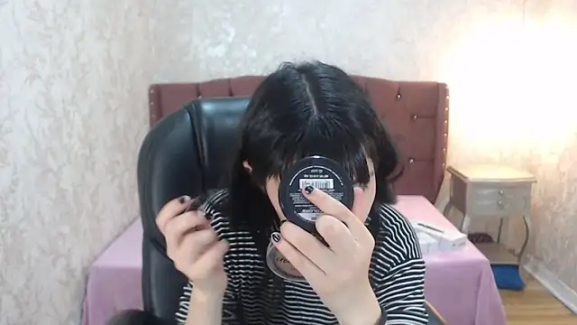 charlottemoonxz online show from February 2025 02:24:01 PM