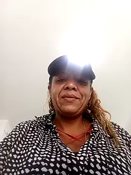 Snapshot of Surreyaa chatting on December 2024 04:20:01 PM Surreyaa online show from December 2024 04:20:01 PM