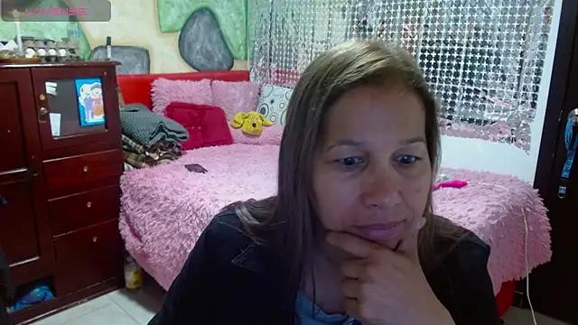 CaroMasha online show from December 2024 11:07:01 AM