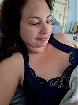 MilfyMrsRobinson online show from March 2025 01:01:01 PM