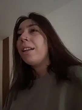 Snapshot of KimArts chatting on October 2025 02:41:01 PM KimArts online show from October 2025 02:41:01 PM