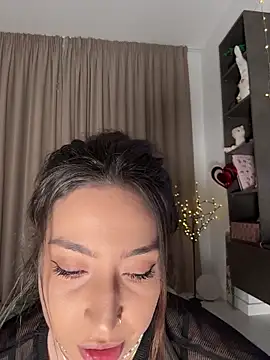 KimArts online show from February 2026 08:03:02 PM