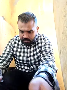 ListedLoin online show from February 2025 08:28:01 AM