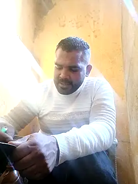 ListedLoin online show from February 2025 01:41:01 PM