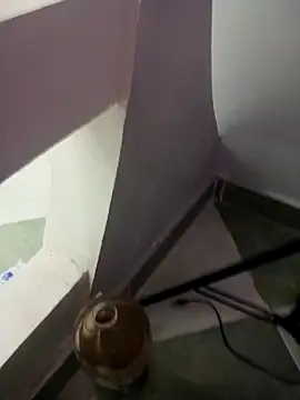 ListedLoin online show from March 2025 01:03:02 PM