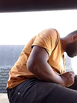 ListedLoin online show from October 2025 05:38:02 AM