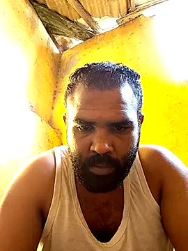 ListedLoin online show from November 2025 12:38:02 PM