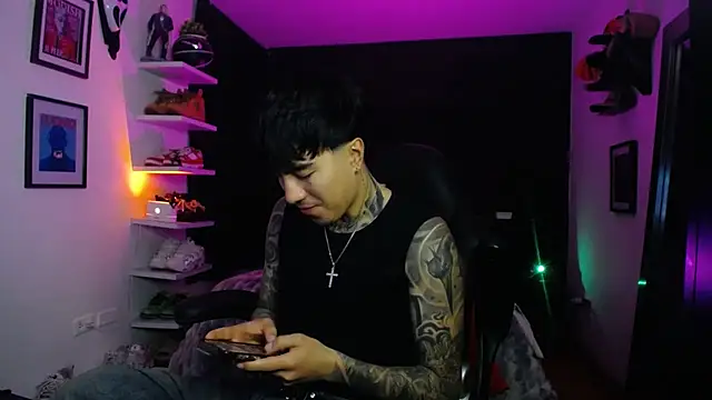 jung dragon online show from November 2025 04:56:02 AM