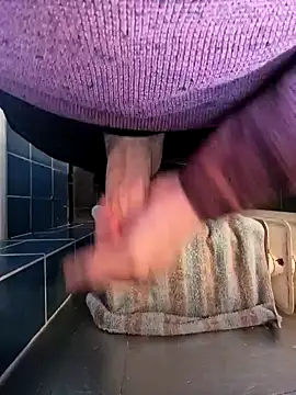 Snapshot of joycock8 chatting on November 2025 11:42:02 AM joycock8 online show from November 2025 11:42:02 AM