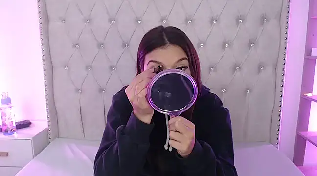 Abril Squirt online show from March 2025 08:48:02 AM