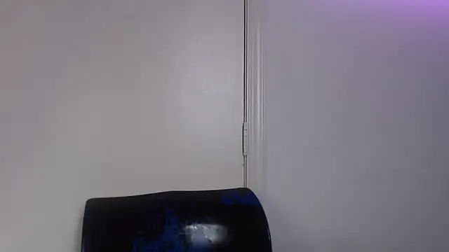 Snapshot of Abril_Squirt chatting on July 2026 09:03:02 PM Abril Squirt online show from July 2026 09:03:02 PM