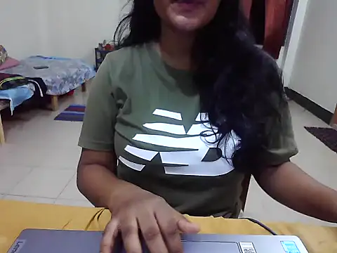 Snapshot of JustinaIra chatting on October 2025 07:44:01 PM JustinaIra online show from October 2025 07:44:01 PM