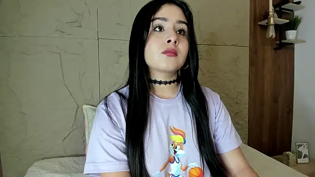 Snapshot of Malu_M chatting on June 2026 11:34:02 AM Malu M online show from June 2026 11:34:02 AM