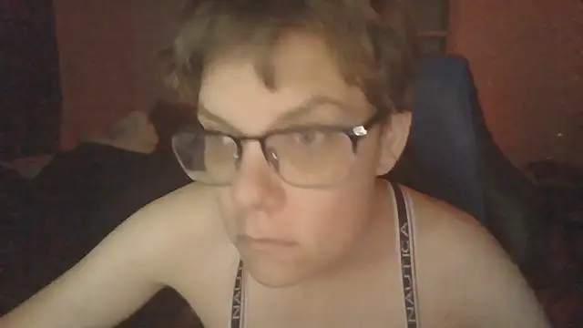 KaliSnow199623 online show from September 2025 01:00:01 PM