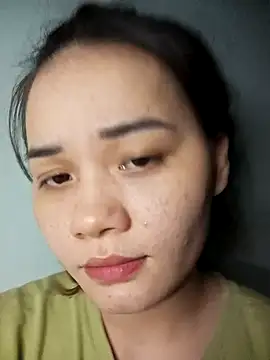 Snapshot of Ngoc-Trinh chatting on December 2024 03:25:02 PM Ngoc-Trinh online show from December 2024 03:25:02 PM