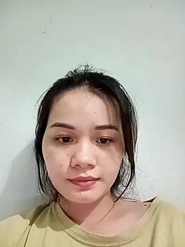 Snapshot of Ngoc-Trinh chatting on December 2024 07:57:01 AM Ngoc-Trinh online show from December 2024 07:57:01 AM
