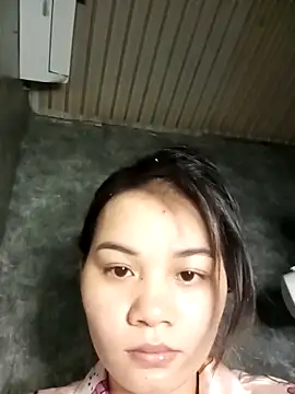 Ngoc-Trinh online show from March 2026 04:45:02 PM