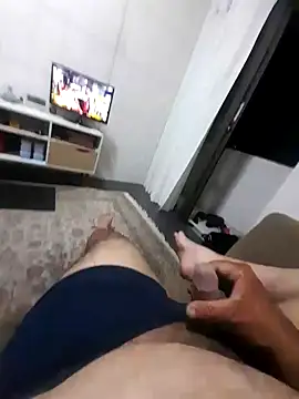 Snapshot of Retfield18 chatting on December 2024 10:46:02 PM Retfield18 online show from December 2024 10:46:02 PM