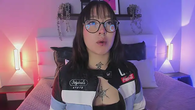 sofi bakerr online show from April 2026 11:33:01 AM