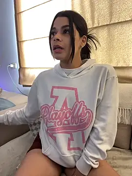 DaryRos online show from October 2025 06:18:01 PM