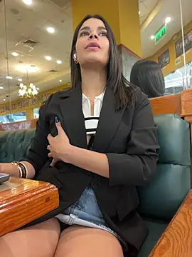 DaryRos online show from April 2026 08:09:01 PM