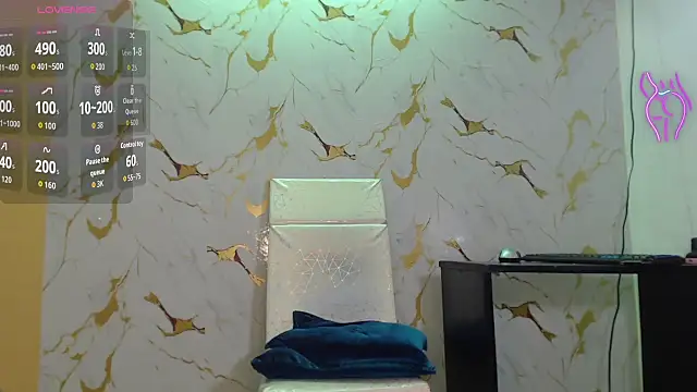 Sara-fox online show from October 2025 09:10:02 PM