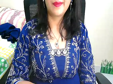 Snapshot of Inviting_Aanya chatting on October 2025 02:41:02 AM Inviting Aanya online show from October 2025 02:41:02 AM