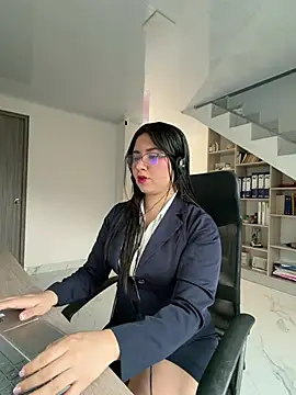 VAL PRINCESS online show from August 2026 09:09:01 PM