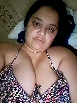 sarahhh1987 online show from December 2025 11:32:01 PM