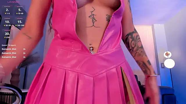 Snapshot of HannaConnor_ chatting on March 2025 02:26:01 AM HannaConnor online show from March 2025 02:26:01 AM