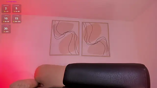 Snapshot of HannaConnor_ chatting on September 2025 12:32:01 PM HannaConnor online show from September 2025 12:32:01 PM