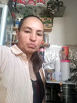 Snapshot of Divalive_28 chatting on October 2025 03:23:02 PM Divalive 28 online show from October 2025 03:23:02 PM