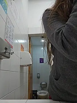 mmmVirginia online show from October 2025 03:40:01 PM