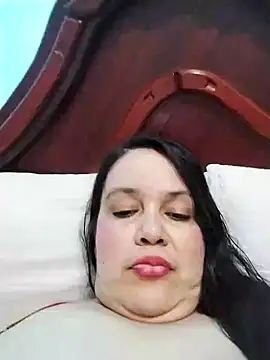 lunanataly online show from February 2025 12:16:01 AM