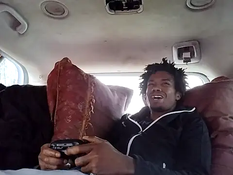 SlimeCrownzOut5 online show from February 2026 07:25:02 PM