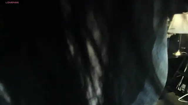 Snapshot of KimBeee chatting on December 2025 07:03:02 AM KimBeee online show from December 2025 07:03:02 AM