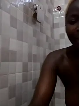 Snapshot of JemaimaPrincess chatting on February 2025 04:35:02 AM JemaimaPrincess online show from February 2025 04:35:02 AM