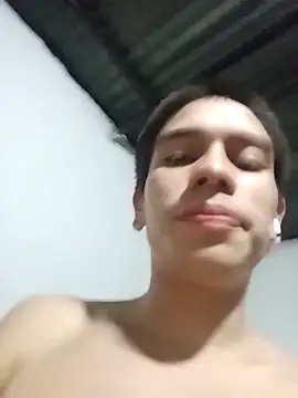 Snapshot of Mrdetonador chatting on October 2025 10:19:01 PM Mrdetonador online show from October 2025 10:19:01 PM