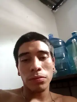 Mrdetonador online show from April 2026 07:26:02 PM