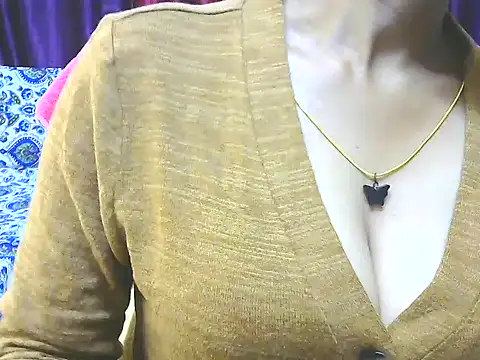 Snapshot of ishmita99 chatting on January 2026 07:01:02 AM ishmita99 online show from January 2026 07:01:02 AM